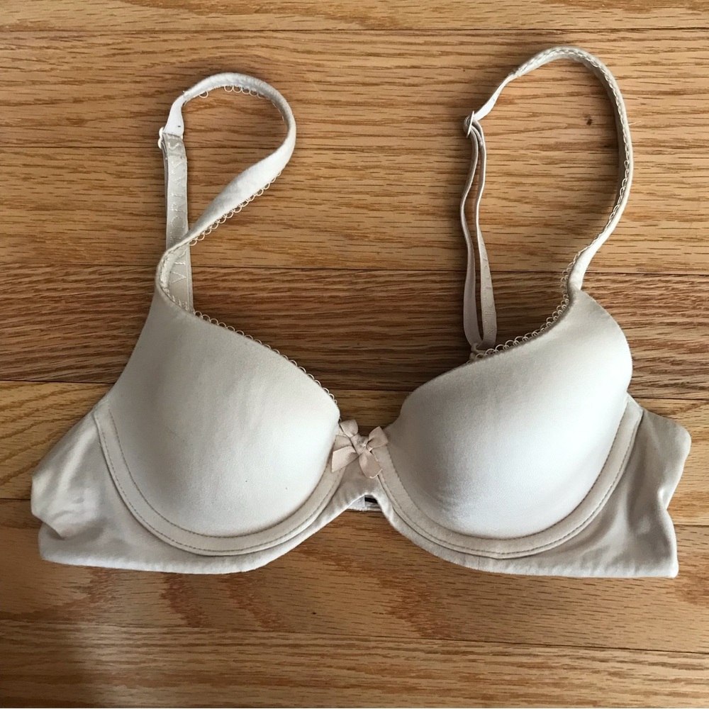2 Victoria Secret Body by Victoria. 32A